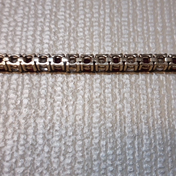 Charming Red Ruby and White Stone Vermeil Braclet - Picture 7 of 8